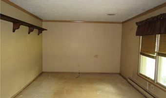 10940 Julie St NE, Alliance, OH 44601