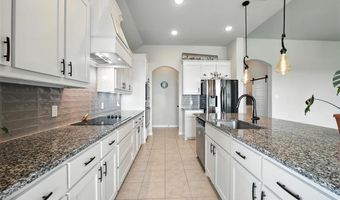 1089 Flagstone Dr, Weatherford, TX 76085