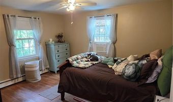 77 Fairfield Dr, North Kingstown, RI 02852