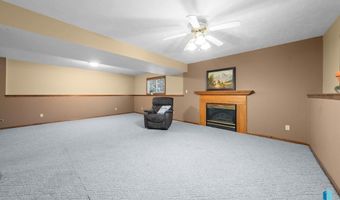 116 W Birchwood Dr, Brandon, SD 57005