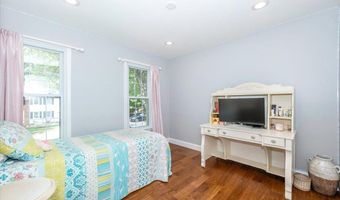 4926 KING DAVID Blvd, Annandale, VA 22003