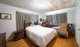 908 Bear Valley Pkwy, Escondido, CA 92025
