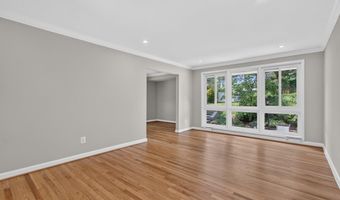 10228 HATHERLEIGH Dr, Bethesda, MD 20814
