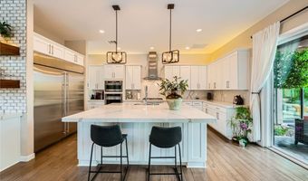 10313 Jade Point Dr, Las Vegas, NV 89135
