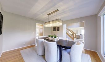 3682 Tanglewood Ct, Ann Arbor, MI 48105