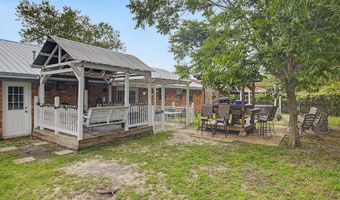 835 Lakewood Pl, Biloxi, MS 39532