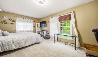 6453 Old Woods Rd, Ashtabula, OH 44004