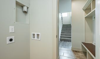 1813 Strauss Ave, Adel, IA 50003