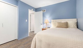 1402 Bardstown Trl, Ann Arbor, MI 48105