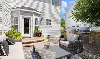 268 Magnolia Trace Dr, Ballwin, MO 63021