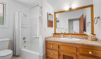 59-165 Ke Nui Rd A, Haleiwa, HI 96712