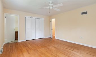 1008 HARBOR Dr, Annapolis, MD 21403