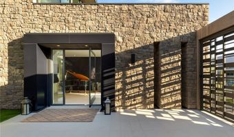 92 Sun Glow Ln, Las Vegas, NV 89135