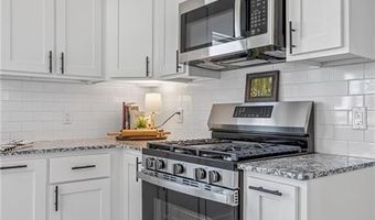 1020 Hunter Dr, Barling, AR 72923