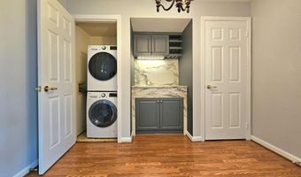 516 N WEST St, Alexandria, VA 22314
