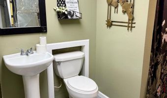 1806 Sycamore Ave, Atlantic, IA 50022