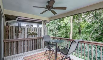1312 Knollwood Trl, Altoona, WI 54720