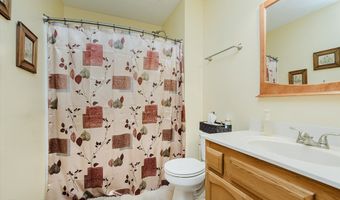 1260 Runningbrook Dr, Avon, IN 46123