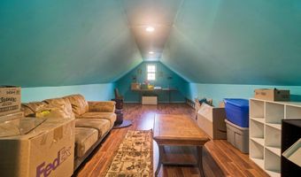 6527 Genaw Rd, Algonac, MI 48001
