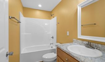 15 Carrington Ln, Albertville, AL 35950