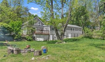 19 Hardwick St, Cumberland, RI 02864