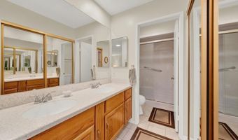 6050 Henderson Dr 16, La Mesa, CA 91942