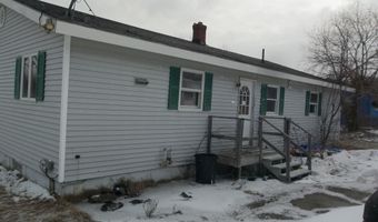 4 Spring St, Baileyville, ME 04694