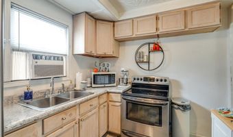 447 Cuyahoga St, Akron, OH 44310