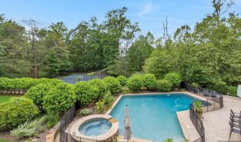 27 Marie Major Dr, Alpine, NJ 07620