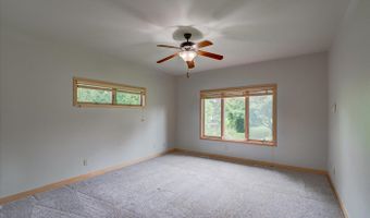 5205 Blazingstar Ln, Fitchburg, WI 53711