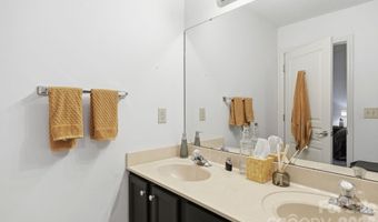 51 Sunview Cir, Arden, NC 28704