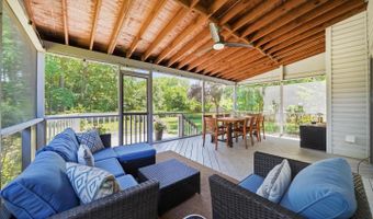 5 LINDEN SPRING Ln, Bear, DE 19701