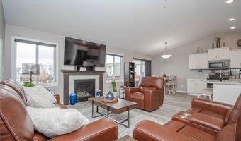 1110 Luther Dr, Adel, IA 50003