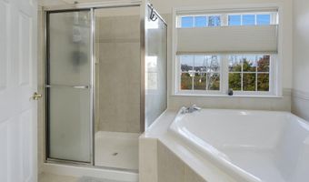 41863 CINNABAR Sq, Aldie, VA 20105