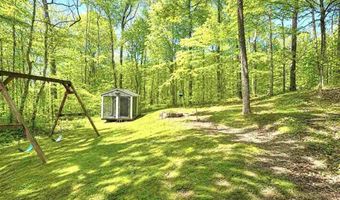 9503 N Smedley Rd, Bloomingdale, IN 47832