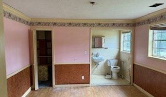 113 Sharon Cir, Americus, GA 31709