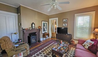 21 Howard St, Brattleboro, VT 05301