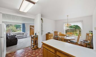 830 CHICAGO Ave, Bandon, OR 97411