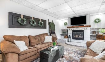 141 Summer, Asbury, IA 52002