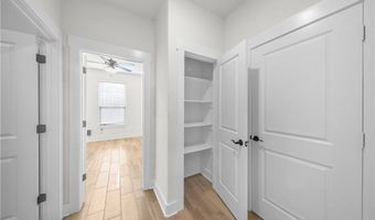 2040 Myrrh Pl, Bentonville, AR 72713