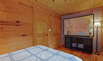 105 Lakewood Dr, Aberdeen, NC 28315