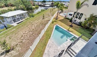 6520 SIMONE SHORES Cir, Apollo Beach, FL 33572