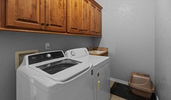 806 E Grant St, Ash Grove, MO 65604