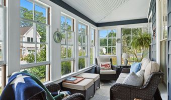 309 Foreside Rd, Falmouth, ME 04105