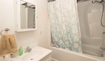 374 Woodlawn Reserve Rd, Akron, OH 44305