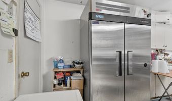 302 SW Front St, Abingdon, VA 24210