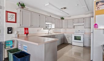 3700 S TOMAHAWK Rd 42, Apache Junction, AZ 85119