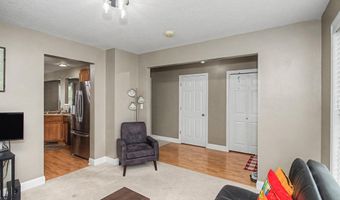 2517 Clayton Dr, Ames, IA 50010