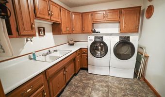 2015 Denson Ave, Bedford, IN 47421