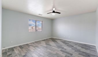 6847 Calle Cielo Ave SW, Albuquerque, NM 87121